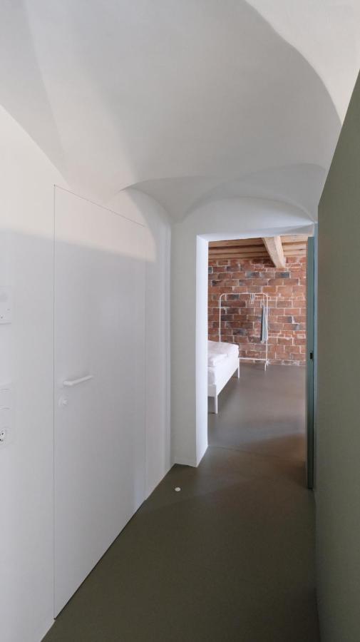 Entzueckende Kleine Wohnung Линц Екстериор снимка