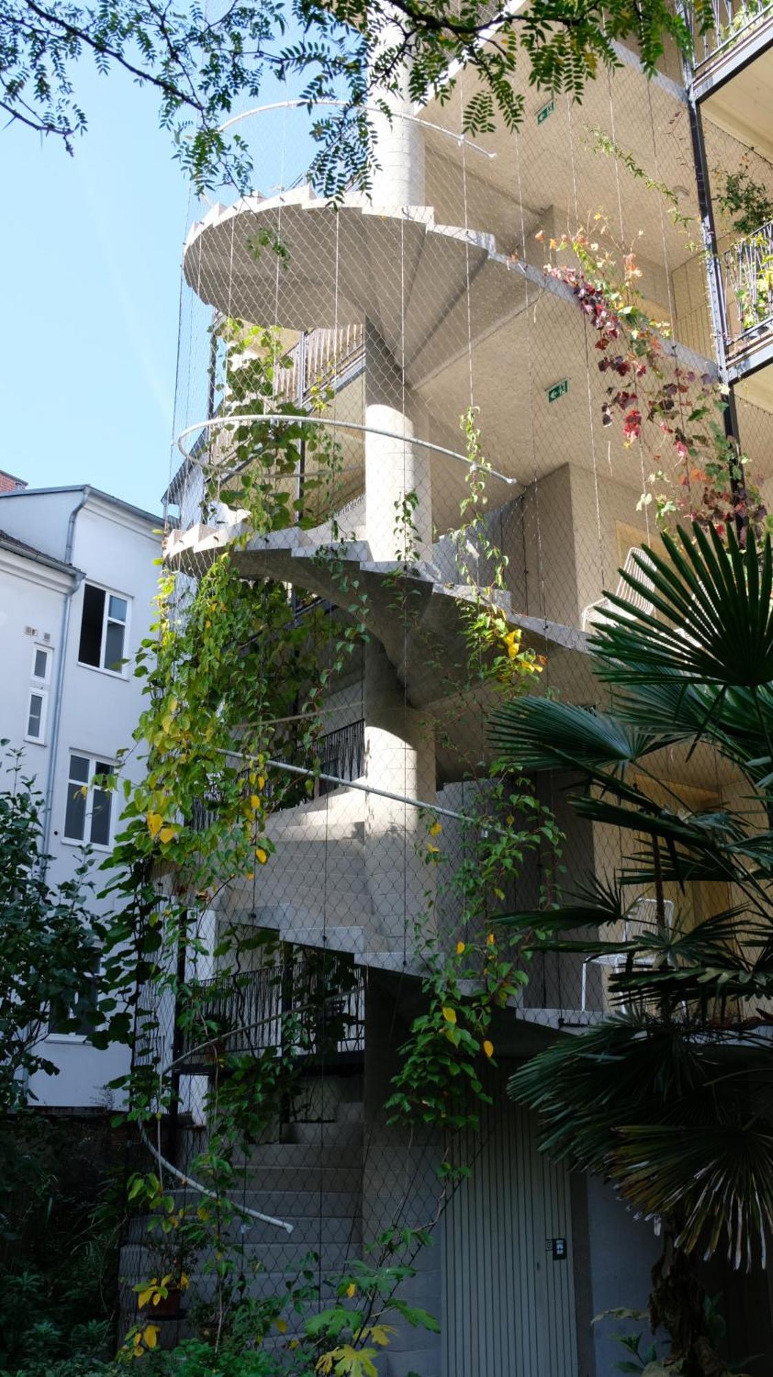 Entzueckende Kleine Wohnung Линц Екстериор снимка